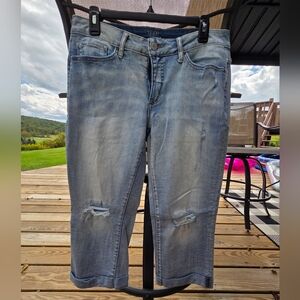 Time and Tru Light Blue Distressed Cropped Jeans